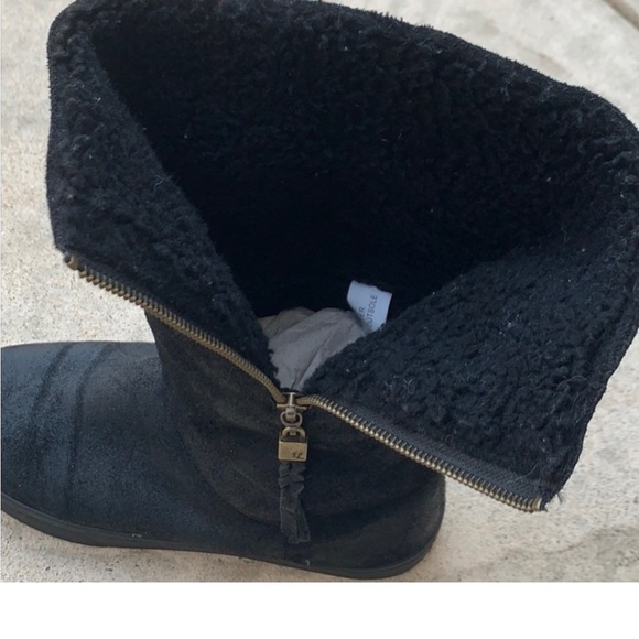 Elliot Lucca Women's Prima Suede Side Zip Lined Boots Size 9 - Picture 7 of 7